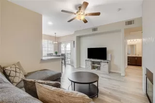 Photo #2: 2679271 Listing 