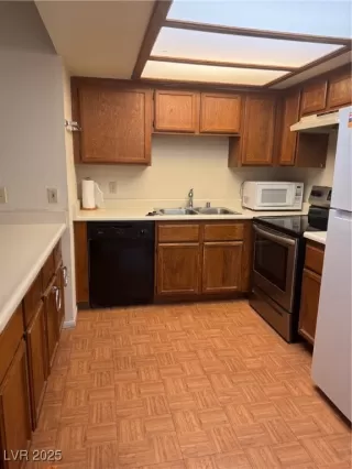 Photo #5: 2679281 Listing 