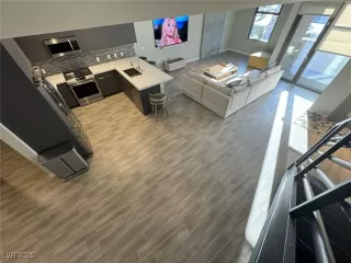 Photo #4: 2679286 Listing 