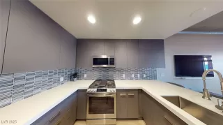 Photo #5: 2679286 Listing 