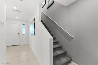 Photo #3: 2679293 Listing