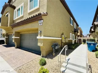 Photo #2: 2679334 Listing 