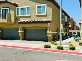 Photo #3: 2679334 Listing 