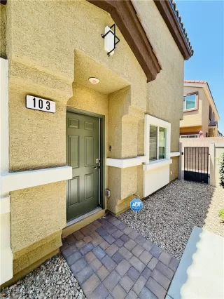 Photo #4: 2679334 Listing 