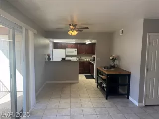 Photo #5: 2679359 Listing 