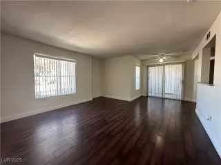 Photo #1: 2679384 Listing 