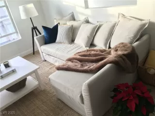 Photo #2: 2679395 Listing 