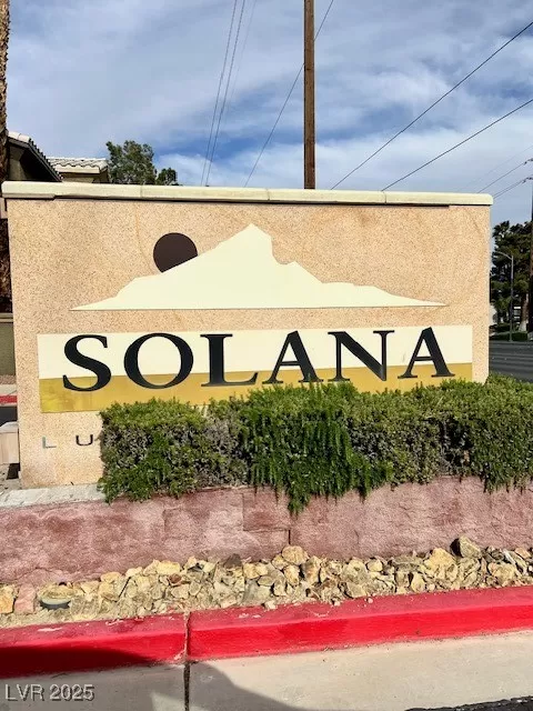 MLS: 2679398 Condo For Sale