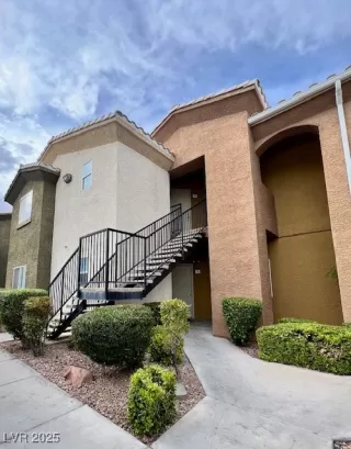 Photo #2: 2679398 Listing 