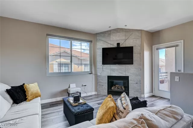 MLS: 2679399 Condo For Sale