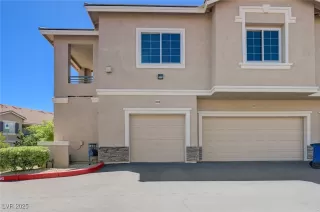 Photo #3: 2679399 Listing