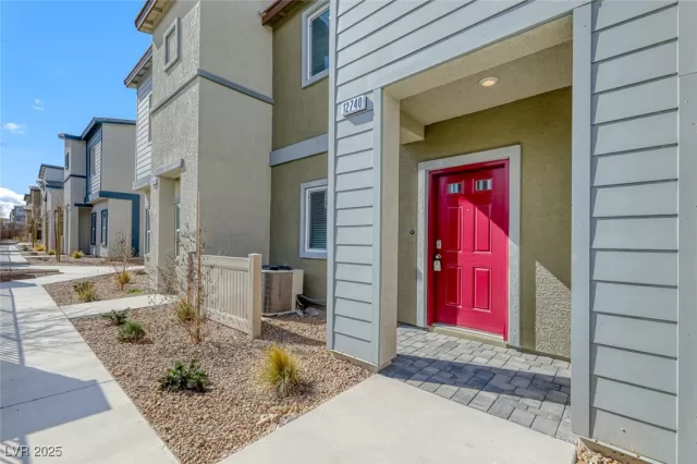 MLS: 2679419 Condo For Sale