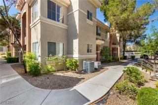 Photo #1: 2679425 Listing 