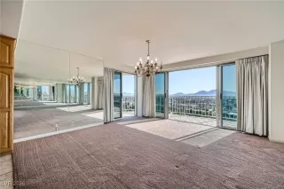 Photo #6: 2679431 Listing 