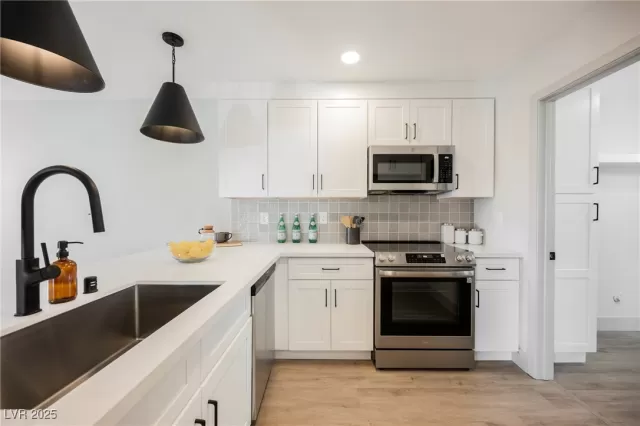 MLS: 2679452 Condo For Sale