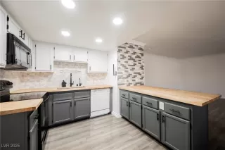 Photo #1: 2679454 Listing