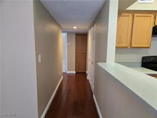 Photo #5: 2679471 Listing 