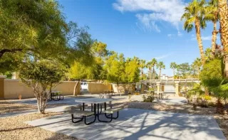 Photo #2: 2679472 Listing 