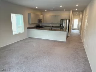 Photo #1: 2679475 Listing 