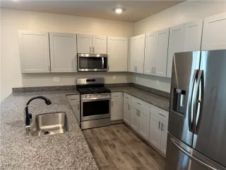 Photo #3: 2679475 Listing 