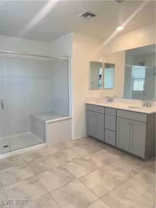 Photo #5: 2679485 Listing 