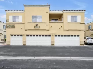 Photo #1: 2679540 Listing 