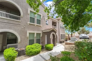 Photo #1: 2679556 Listing 