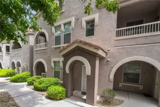 Photo #2: 2679556 Listing 