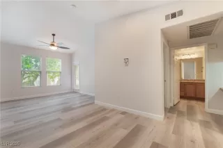 Photo #3: 2679556 Listing 