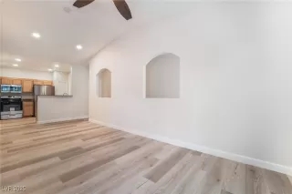 Photo #6: 2679556 Listing 