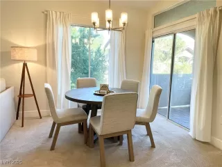 Photo #5: 2679581 Listing 