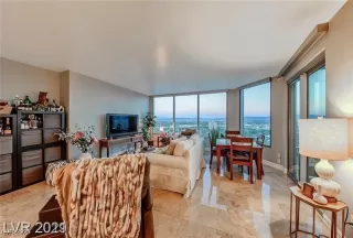 Photo #2: 2679586 Listing 