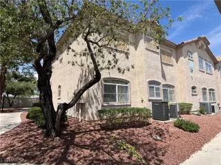 Photo #1: 2679590 Listing 