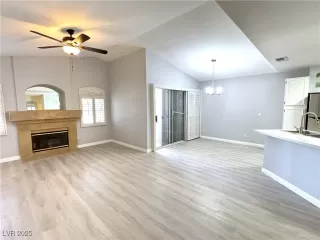 Photo #6: 2679590 Listing 