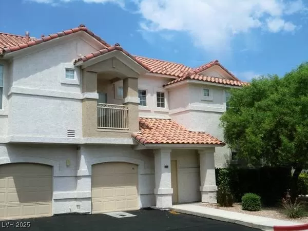 MLS: 2679595 Condo For Sale