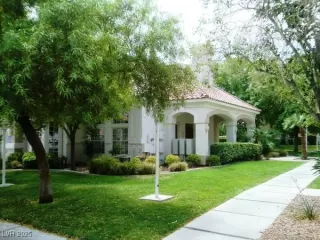 Photo #1: 2679595 Listing 