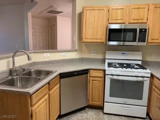 Photo #5: 2679595 Listing 