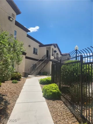 Photo #4: 2679604 Listing 