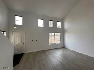 Photo #4: 2679609 Listing 