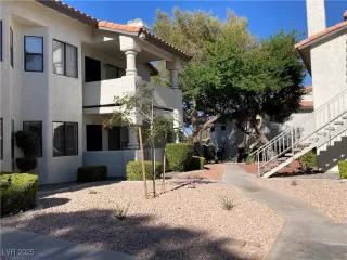Photo #2: 2679624 Listing 