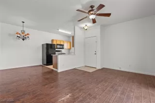 Photo #2: 2679638 Listing