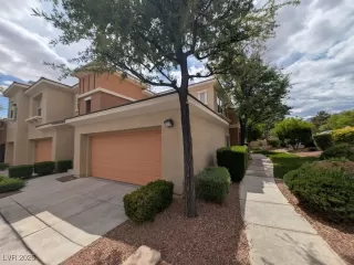 Photo #1: 2679639 Listing 