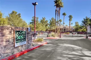 Photo #3: 2679666 Listing 