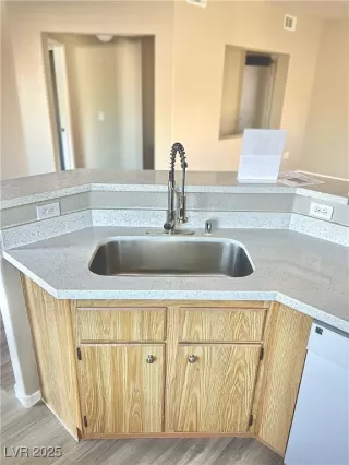 Photo #2: 2679684 Listing