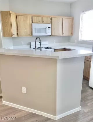 Photo #6: 2679684 Listing