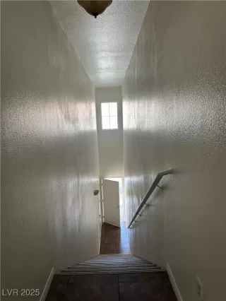 Photo #2: 2679696 Listing 