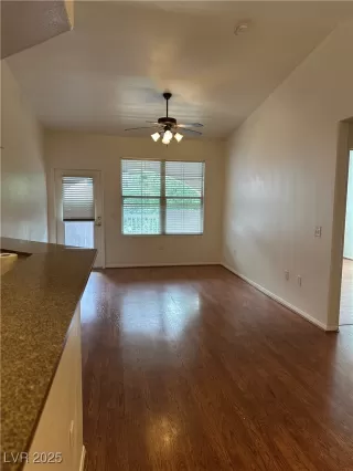 Photo #3: 2679696 Listing 