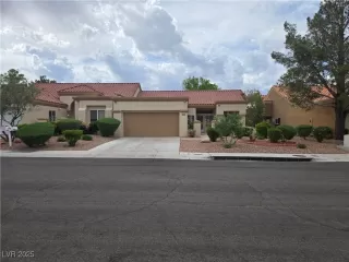 Photo #1: 2679719 Listing 