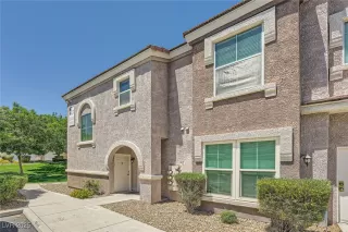 Photo #2: 2679729 Listing 