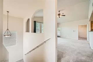 Photo #5: 2679729 Listing 